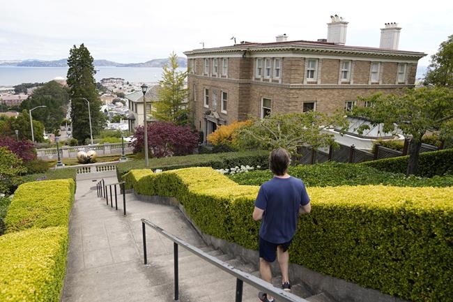 Sen. Dianne Feinstein, 90, falls at home and goes to hospital, but scans are clear, her office says | iNFOnews.ca Sen. Dianne Feinstein, 90, falls at home and goes to hospital, but scans are clear, her office says | iNFOnews.ca