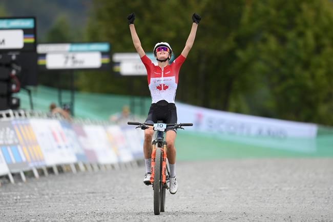 Holmgren wins world junior cross-country cycling title, fellow Canadian Lowe second | iNFOnews.ca Holmgren wins world junior cross-country cycling title, fellow Canadian Lowe second | iNFOnews.ca