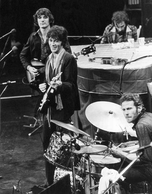 Want to remember The Band's Robbie Robertson? Do it by playing 'The Last Waltz' loud | iNFOnews.ca Want to remember The Band's Robbie Robertson? Do it by playing 'The Last Waltz' loud | iNFOnews.ca