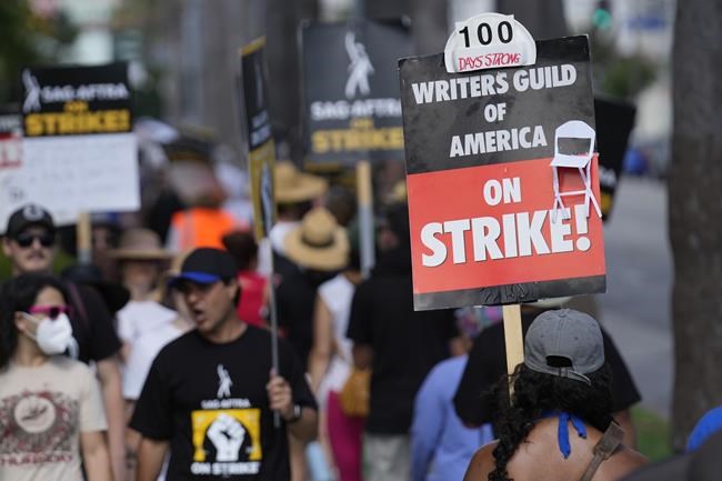 Striking screenwriters will resume negotiations with studios on Friday | iNFOnews.ca Striking screenwriters will resume negotiations with studios on Friday | iNFOnews.ca