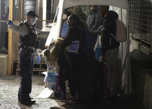 Months after closure of Quebec’s Roxham Road, more asylum seekers arriving by air | iNFOnews.ca