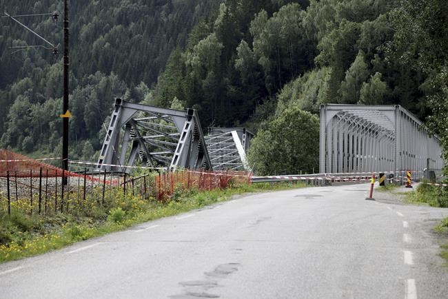 Railway bridge collapses in southeastern Norway after last week's torrential rain | iNFOnews.ca Railway bridge collapses in southeastern Norway after last week's torrential rain | iNFOnews.ca