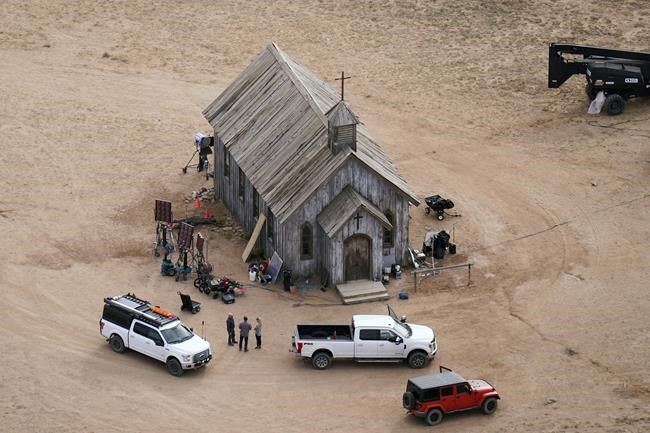 Prosecutors weigh second gun analysis in fatal shooting of cinematographer by Alec Baldwin | iNFOnews.ca