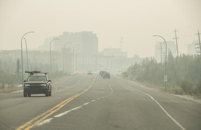 Evacuation ordered for 20,000 residents of N.W.T. capital as wildfire approaches | iNFOnews.ca