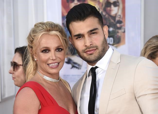 Britney Spears' husband seeks financial support, says in divorce filing their split came weeks ago | iNFOnews.ca
