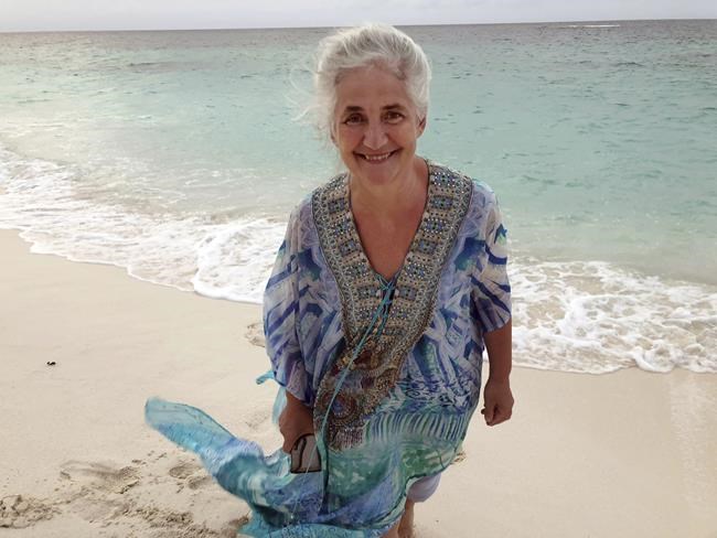 Daughter says NYC shark bite victim has had 5 surgeries and has been left with permanent disability | iNFOnews.ca