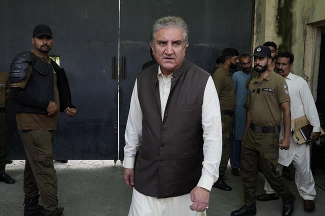 Pakistan arrests opposition leader accused of exposing official secrets, harming national interest | iNFOnews.ca Pakistan arrests opposition leader accused of exposing official secrets, harming national interest | iNFOnews.ca