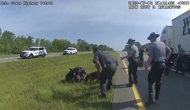 Prosecutor asks judge to throw out charges against Black truck driver mauled by police dog in Ohio | iNFOnews.ca Prosecutor asks judge to throw out charges against Black truck driver mauled by police dog in Ohio | iNFOnews.ca