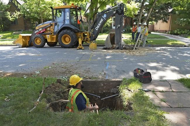 Some states reject federal money to find and replace dangerous lead pipes | iNFOnews.ca Some states reject federal money to find and replace dangerous lead pipes | iNFOnews.ca
