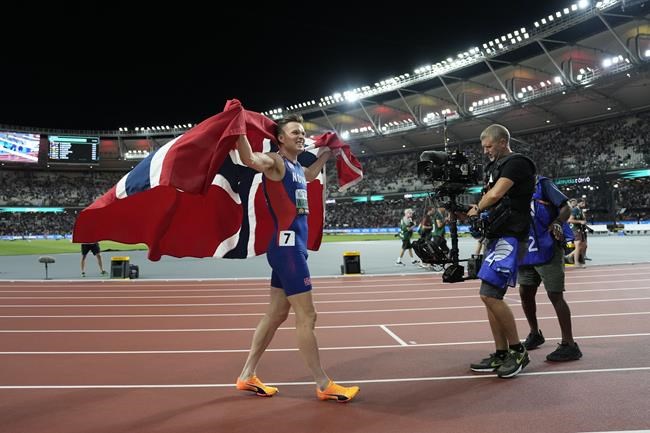 Warholm wins, pole vaulters tie on a 'Best of Track and Field' sort of night at worlds | iNFOnews.ca Warholm wins, pole vaulters tie on a 'Best of Track and Field' sort of night at worlds | iNFOnews.ca