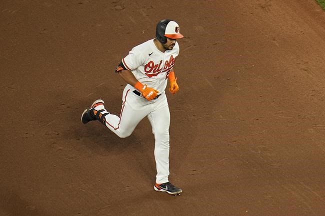 Anthony Santander hits 2 homers to back Dean Kremer as Orioles beat Blue Jays 7-0 | iNFOnews.ca
