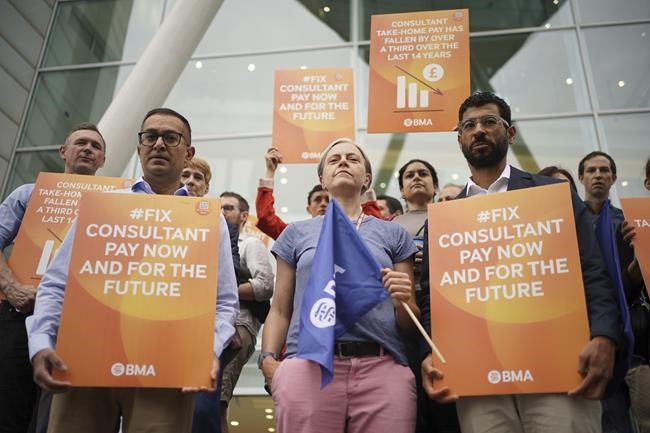 Hospital services in the UK come to a standstill as thousands of senior doctors strike again | iNFOnews.ca