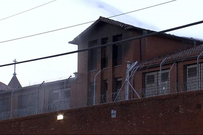Fire at a Texas prison forces inmates to evacuate, but no injuries are reported | iNFOnews.ca