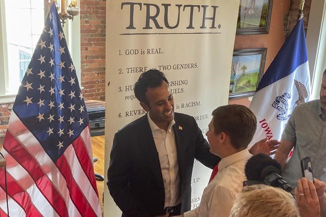Ramaswamy faces curiosity and skepticism in Iowa after center-stage performance in GOP debate | iNFOnews.ca