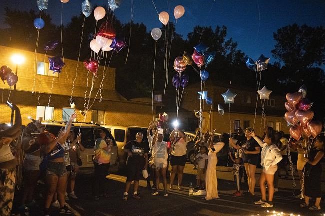 Ta'Kiya Young's family urges officer's arrest after video shows him killing the pregnant Black woman | iNFOnews.ca