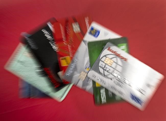 Canadians turn to credit cards as many face payment shock: TransUnion report | iNFOnews.ca