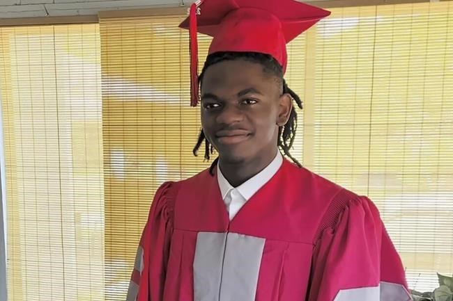 The Jacksonville shooter killed a devoted dad, a beloved mom and a teen helping support his family | iNFOnews.ca The Jacksonville shooter killed a devoted dad, a beloved mom and a teen helping support his family | iNFOnews.ca