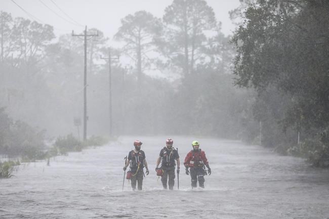 Hurricane Idalia hits Florida with 125 mph winds, flooding streets, snapping trees and cutting power | iNFOnews.ca