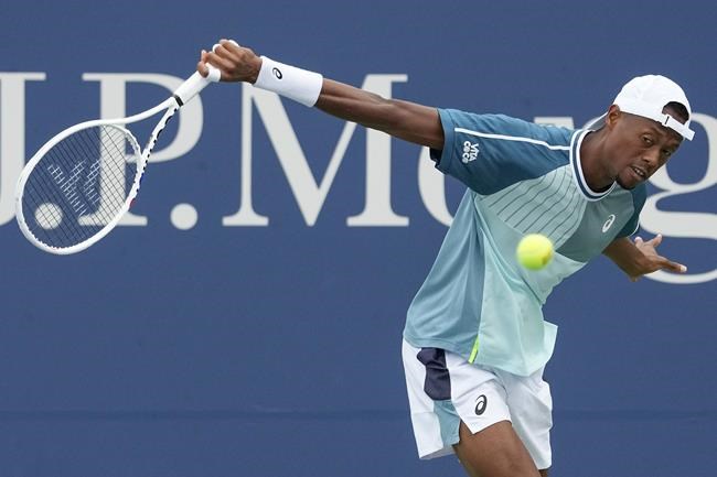 Djokovic and Swiatek roll, Tsitsipas falls in hot, sticky US Open second round | iNFOnews.ca Djokovic and Swiatek roll, Tsitsipas falls in hot, sticky US Open second round | iNFOnews.ca