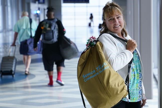 Some US airports strive to make flying more inclusive for those with dementia | iNFOnews.ca