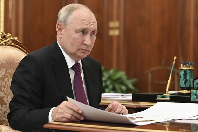 US lawmakers visiting The Hague say Russian President Putin is committing genocide in Ukraine | iNFOnews.ca