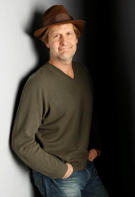 Jeff Daniels looks back with stories and music in new Audible audio memoir 'Alive and Well Enough' | iNFOnews.ca