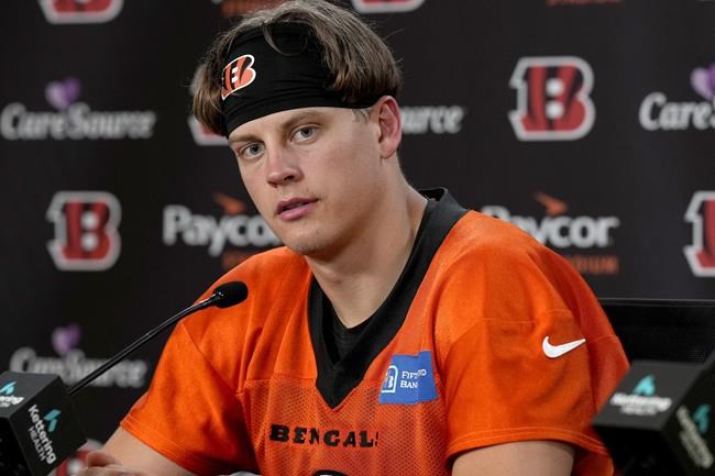 Bengals QB Joe Burrow becomes NFL's highest-paid player with $275 million deal, AP source says | iNFOnews.ca