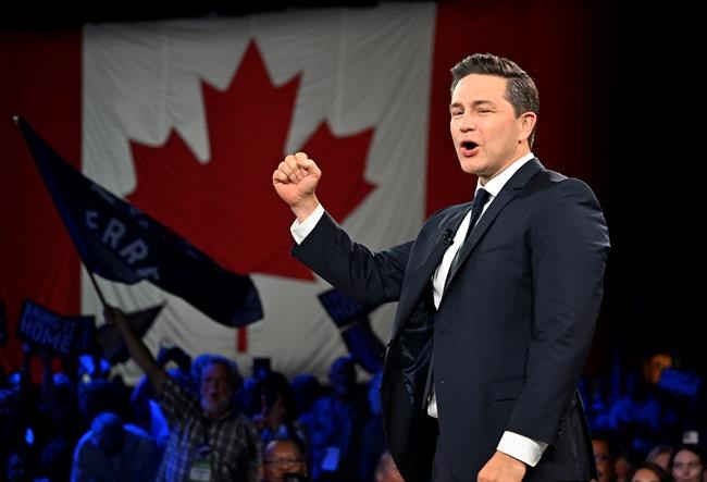 Poilievre rallies Conservatives hungry for a 'blue wave' with stump speech, base hits | iNFOnews.ca