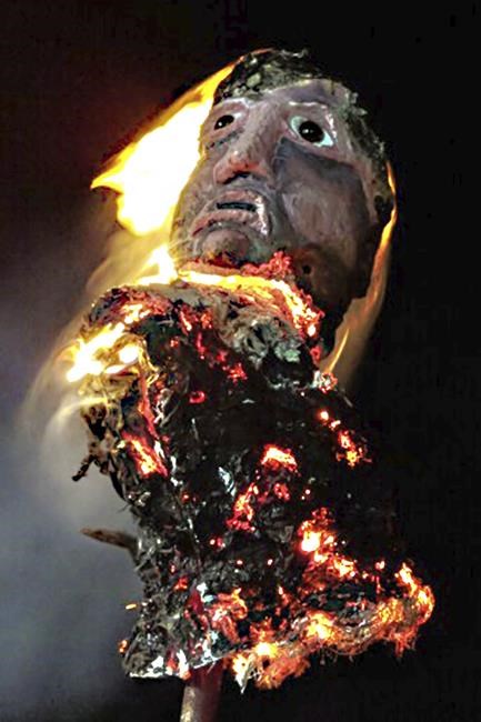 Benedict Arnold burned a Connecticut city. Centuries later, residents get payback in fiery festival | iNFOnews.ca Benedict Arnold burned a Connecticut city. Centuries later, residents get payback in fiery festival | iNFOnews.ca
