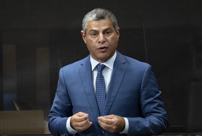 Ex-Conservative Quebec MP, 'political orphan' Alain Rayes won't seek re-election | iNFOnews.ca