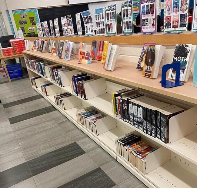 Ontario education minister asks school board to halt library book removal process | iNFOnews.ca