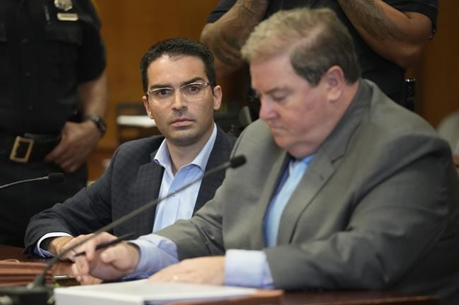 Former NYC buildings commissioner accused of trading favors for cash, Mets tickets and more | iNFOnews.ca Former NYC buildings commissioner accused of trading favors for cash, Mets tickets and more | iNFOnews.ca