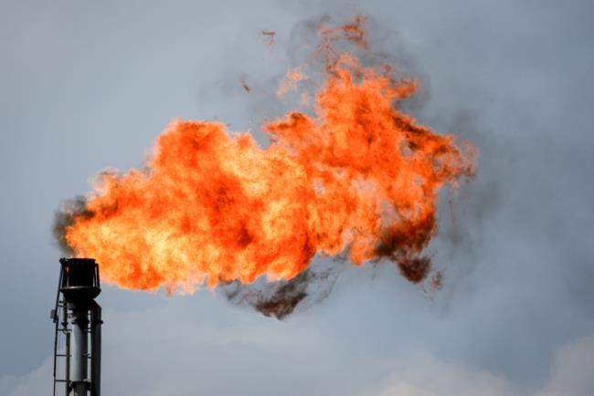Twin polls suggest slim majority of Albertans support oil and gas emissions cap | iNFOnews.ca Twin polls suggest slim majority of Albertans support oil and gas emissions cap | iNFOnews.ca