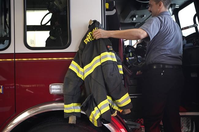 Firefighters fear the toxic chemicals in their gear could be contributing to cancer cases | iNFOnews.ca