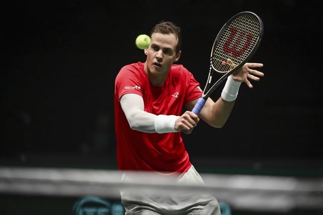 Defending champion Canada prepares for Chile in Davis Cup group final | iNFOnews.ca