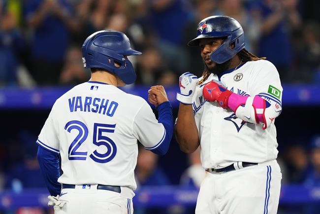Vladimir Guerrero Jr's three-run homer leads Blue Jays to 3-0 win over Red Sox | iNFOnews.ca Vladimir Guerrero Jr's three-run homer leads Blue Jays to 3-0 win over Red Sox | iNFOnews.ca
