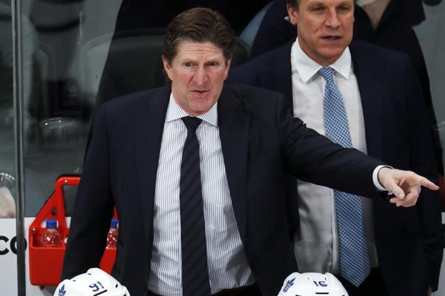 Mike Babcock resigns as Blue Jackets coach amid investigation involving players' photos | iNFOnews.ca