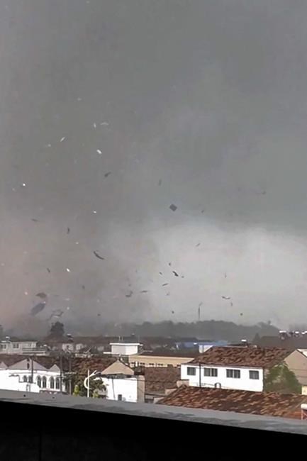 Tornadoes kill 10 people and seriously injure 4 others in eastern China | iNFOnews.ca