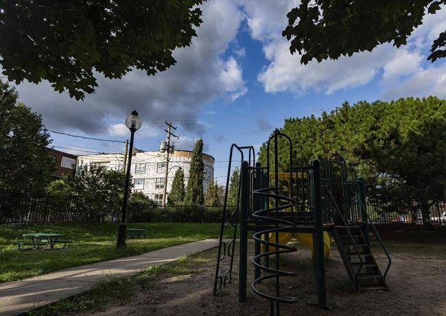 Parents' doubts persist after forum on Montreal supervised drug-use site near school | iNFOnews.ca