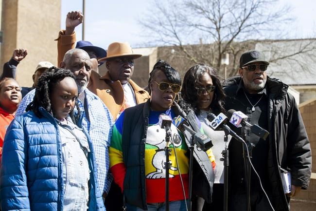 Sheriff says 9 deputies charged in death of man beaten in Memphis jail | iNFOnews.ca Sheriff says 9 deputies charged in death of man beaten in Memphis jail | iNFOnews.ca