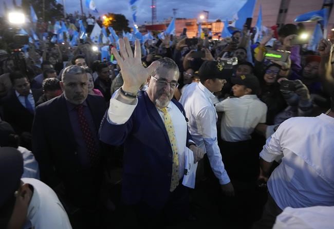 Guatemalans rally on behalf of president-elect, demonstrating a will to defend democracy | iNFOnews.ca