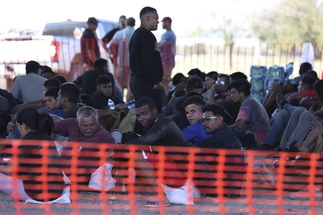 The US is allowing hundreds of thousands of Venezuelans in the country to work legally | iNFOnews.ca