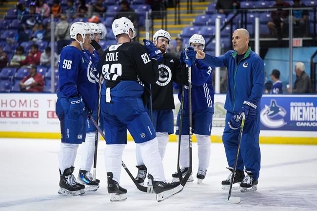 Canucks star Pettersson unfazed by contract uncertainty as training camp opens | iNFOnews.ca