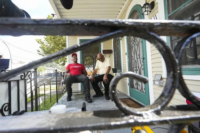 Back at old job, Anthony Mackie lends star power to New Orleans' post-Ida roof repair effort | iNFOnews.ca Back at old job, Anthony Mackie lends star power to New Orleans' post-Ida roof repair effort | iNFOnews.ca