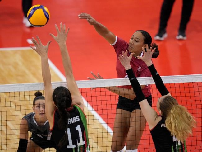 Canadian women's volleyball team beats Czechia, now must wait for possible Paris spot | iNFOnews.ca