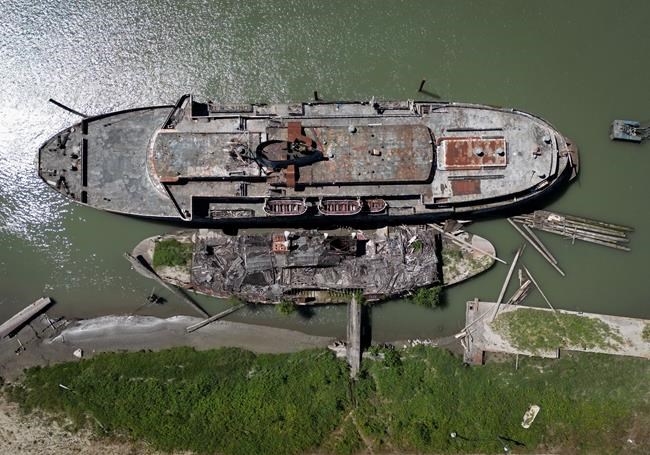 Hundreds of derelict vessels removed from Canadian waters, Coast Guard says | iNFOnews.ca