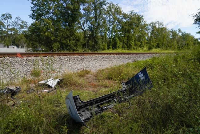 Fatal Florida train crash highlights dangers of private, unguarded crossings that exist across US | iNFOnews.ca
