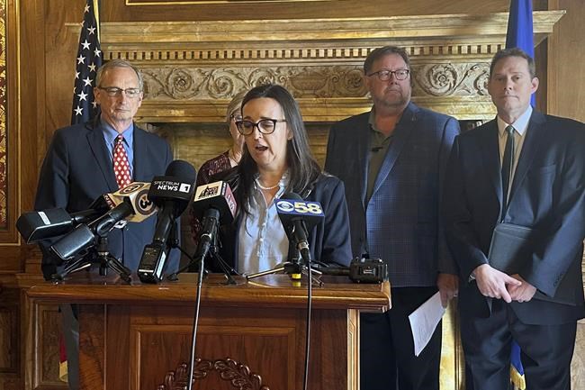 Anti-abortion groups demand liberal Wisconsin prosecutors charge abortion providers despite ruling | iNFOnews.ca