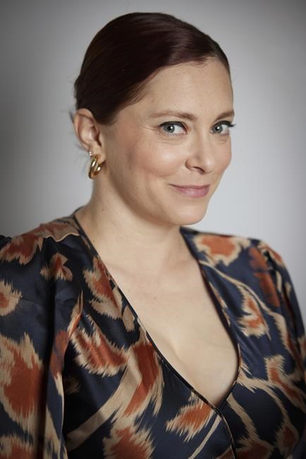 Rachel Bloom turns pandemic trauma into art and even laughs in her new off-Broadway show | iNFOnews.ca