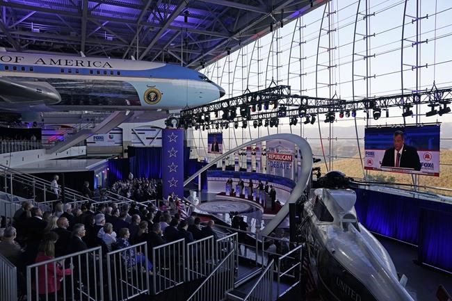 Lester Holt, Kristen Welker and Hugh Hewitt to moderate third GOP presidential debate Nov. 8 on NBC | iNFOnews.ca Lester Holt, Kristen Welker and Hugh Hewitt to moderate third GOP presidential debate Nov. 8 on NBC | iNFOnews.ca